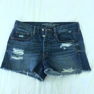 American Eagle womens Boyfriend Jean Shorts Size 8